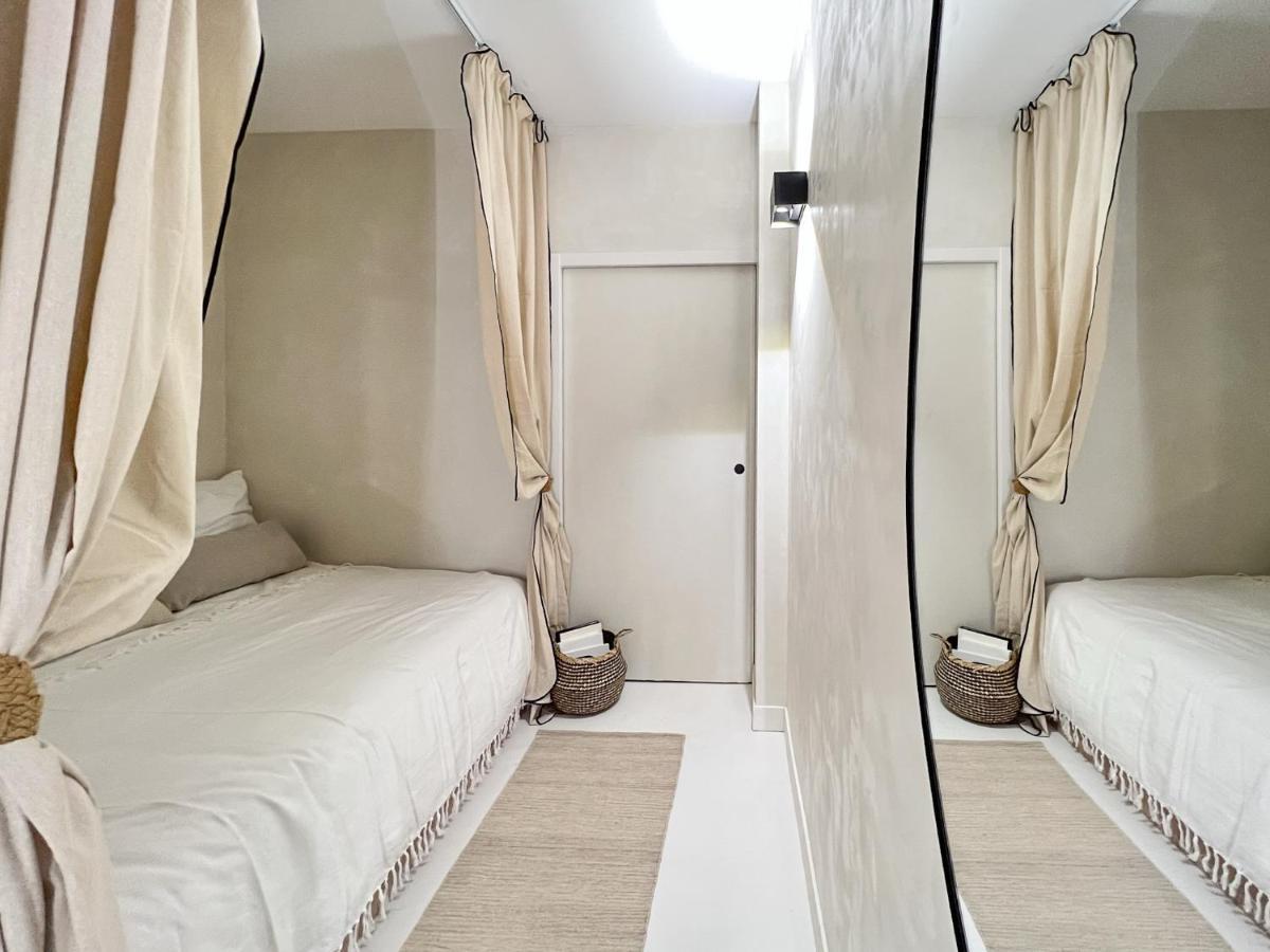 Superb Apartment Palais Royal Louvre Museum Free Netflix Paris Exterior foto